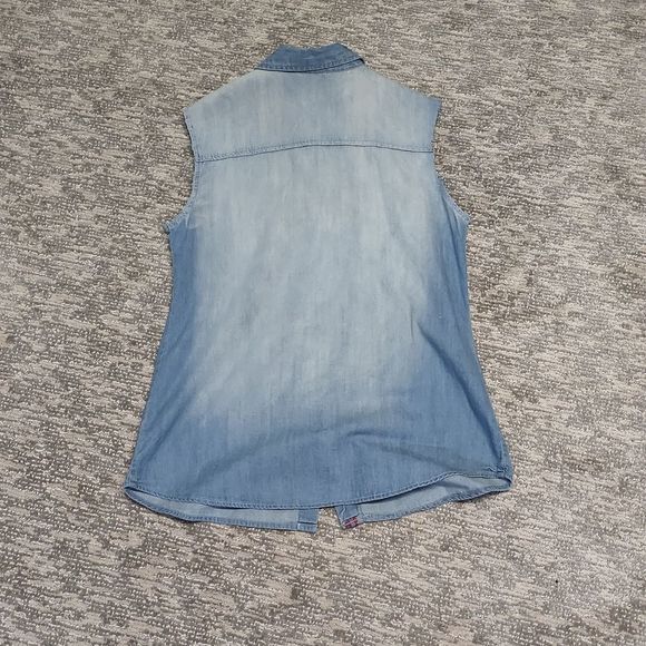 Cato brand denim cropped sleeve shirt - Picture 9 of 9